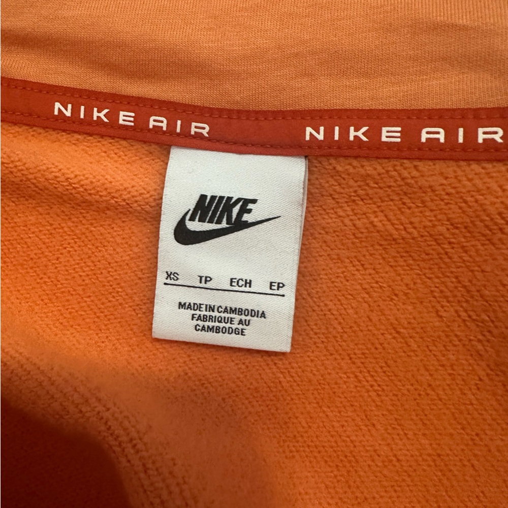 Nike Jacket - Picture 4 of 4